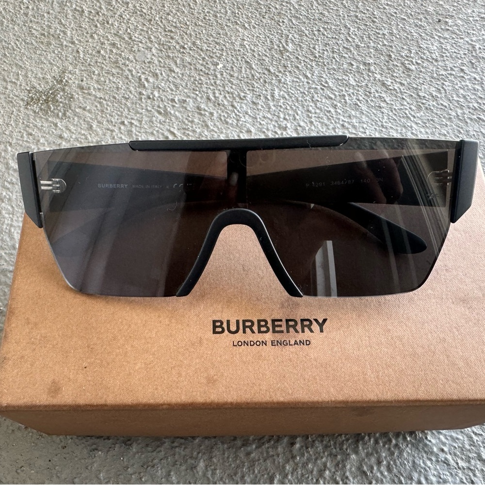 Burberry Sunglasses